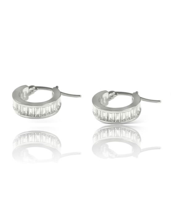 BAGUETTE HOOP EARRING