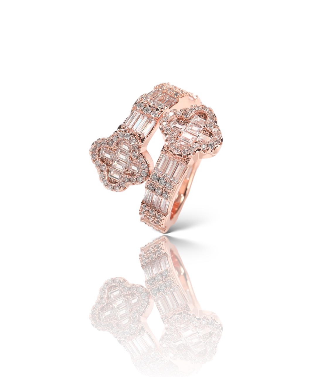 CLOVER ICED RING